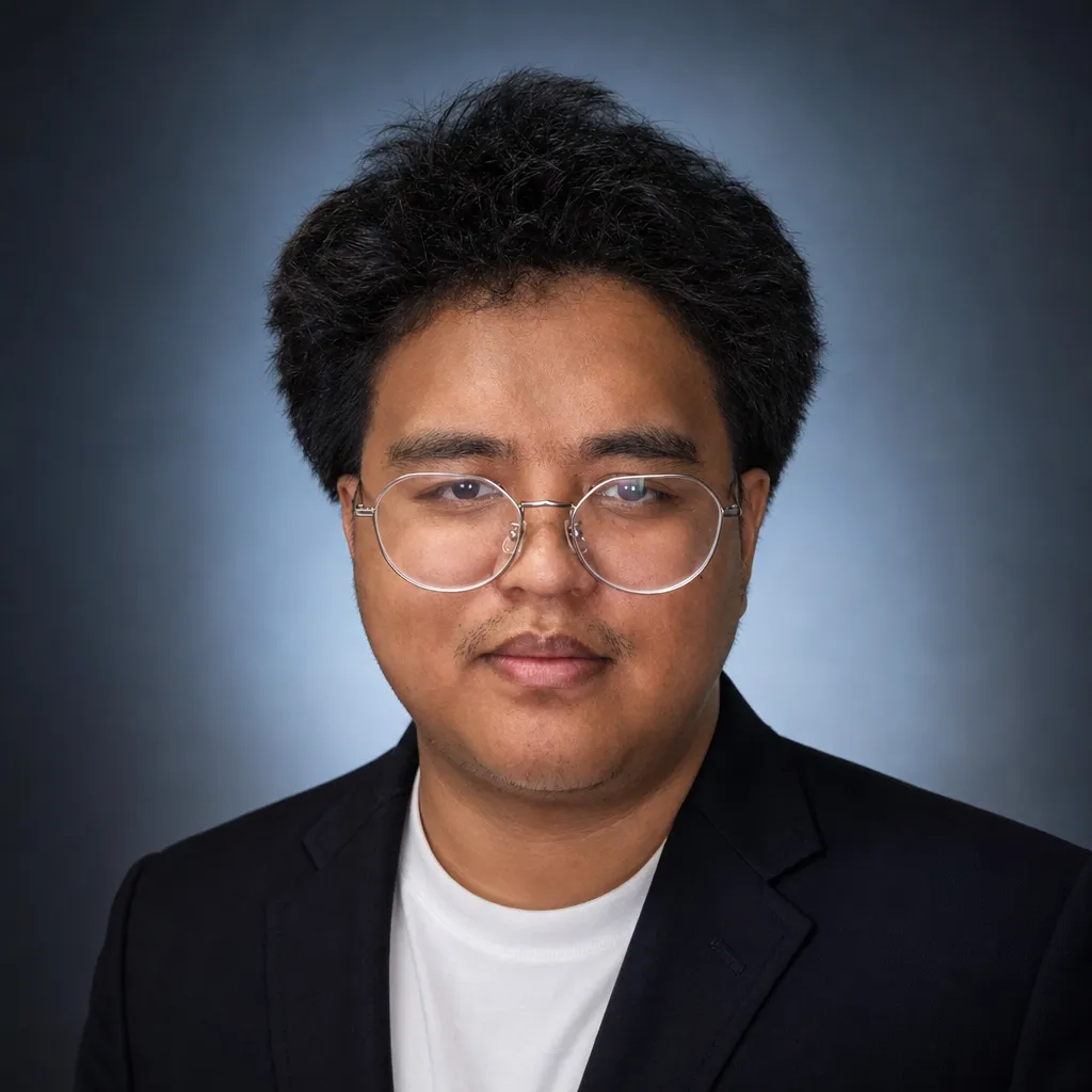 AI portrait result: Studio Portrait Blue Gradient